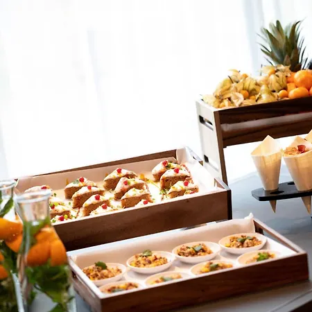 Renaissance Amsterdam Schiphol Airport Otel 4*