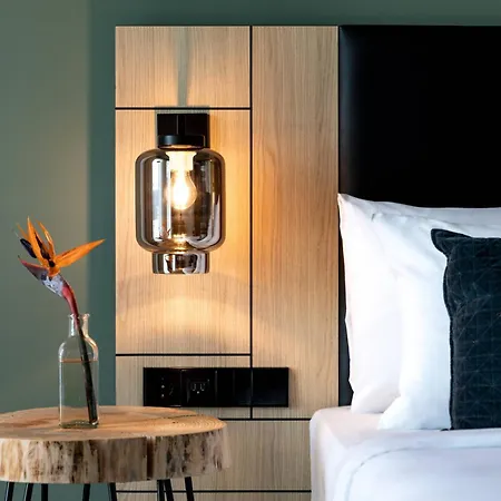 Renaissance Amsterdam Schiphol Airport 4*