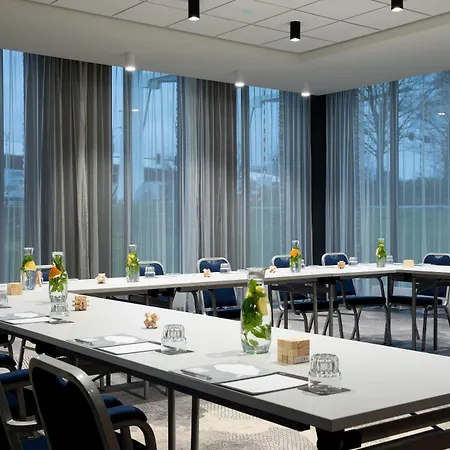 Renaissance Amsterdam Schiphol Airport 4* 스키폴
