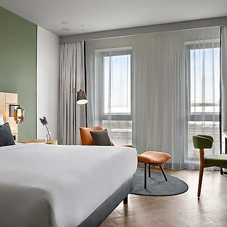 Renaissance Amsterdam Schiphol Airport 4* 스키폴