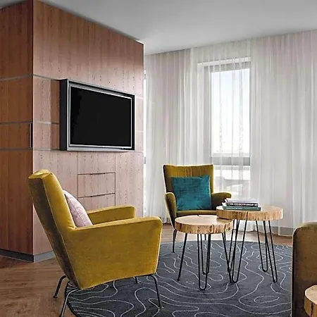 Renaissance Amsterdam Schiphol Airport 4* 스키폴