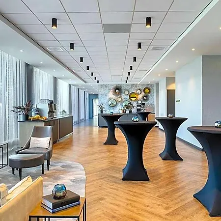 호텔 Renaissance Amsterdam Schiphol Airport