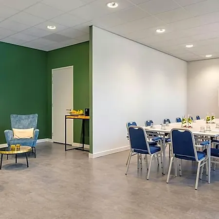 Renaissance Amsterdam Schiphol Airport 호텔 4*