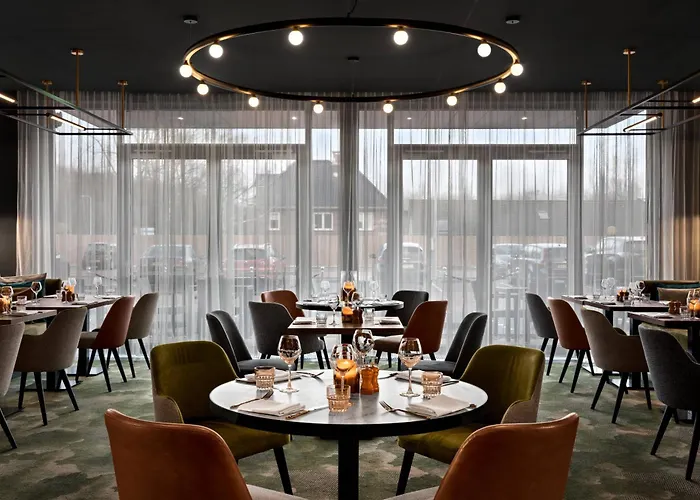 Hotel Renaissance Amsterdam Schiphol Airport 4*