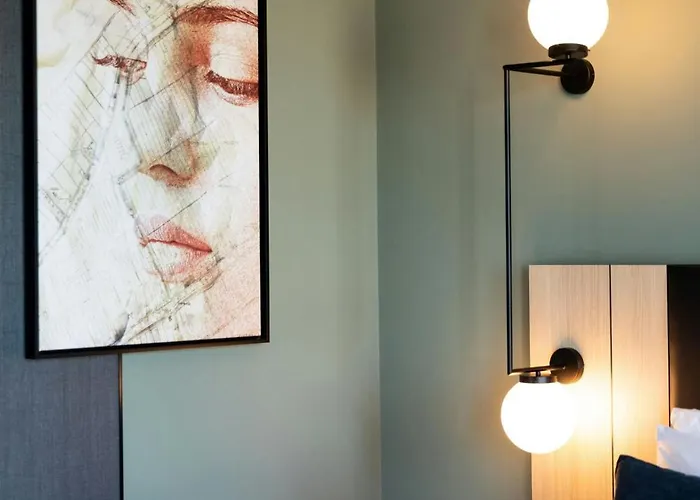 Hotel Renaissance Amsterdam Schiphol Airport 4*