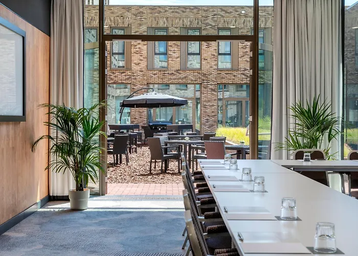 Hotel Renaissance Amsterdam Schiphol Airport 4*