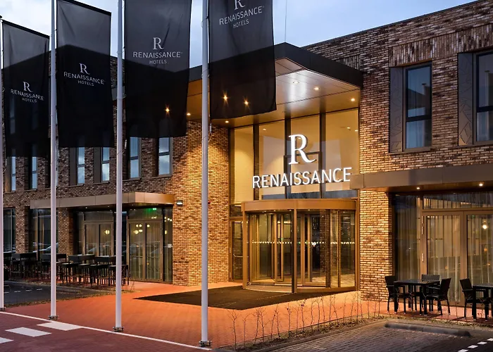 Renaissance Amsterdam Schiphol Airport Hotel 4*