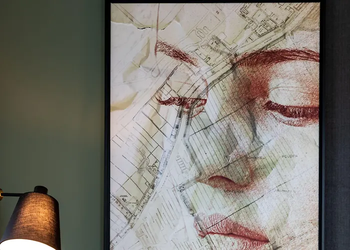 Renaissance Amsterdam Schiphol Airport 4*