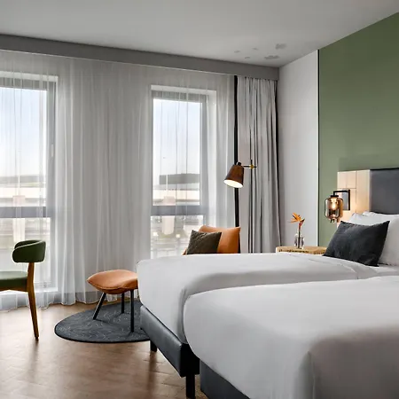 Hotel Renaissance Amsterdam Schiphol Airport
